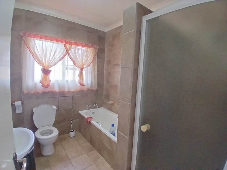 3 Bedroom Property for Sale in Kuruman Northern Cape